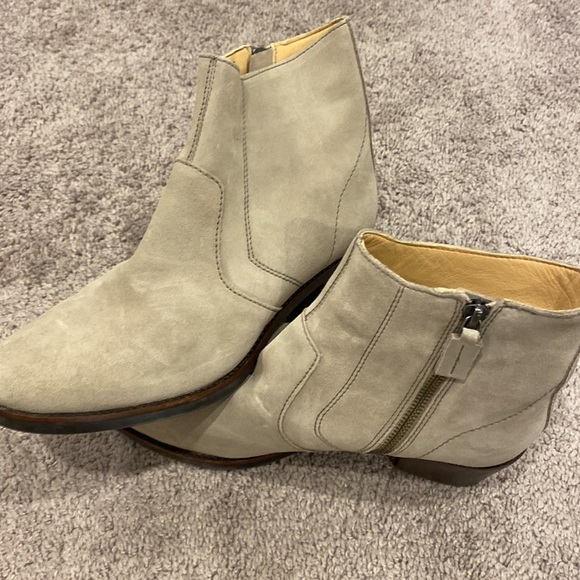 Roots boots - Picture 2 of 5